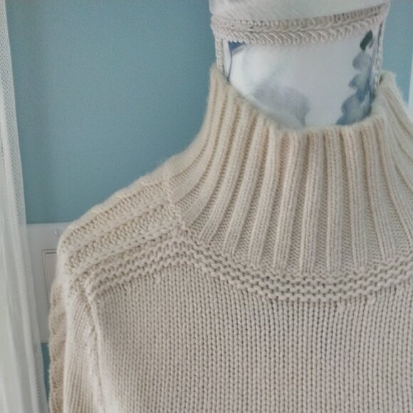 ROOTS Wool/Cashmere Blend Turtleneck Sweater - Picture 3 of 10
